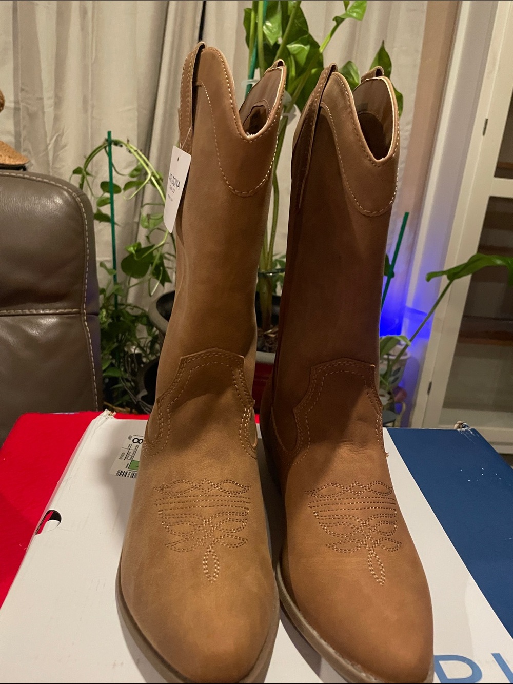 Arizona Jean Company Women's Tan Western Ankle Boots